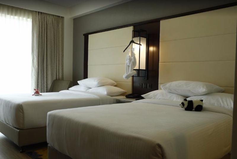 Courtyard By Marriott Surat Hotel Kültér fotó